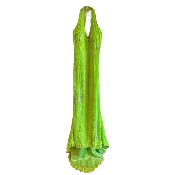 TIFFANY DESIGN, CLASSY, LIME GREEN,FORMAL GOWN. FORMFITTING, HALTERSTYLE. SIZE 4 - Picture 1 of 13